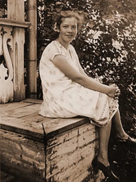 Porträt von Tyyne-Kerttu Virkki (1907–2000) – Gedenkseite