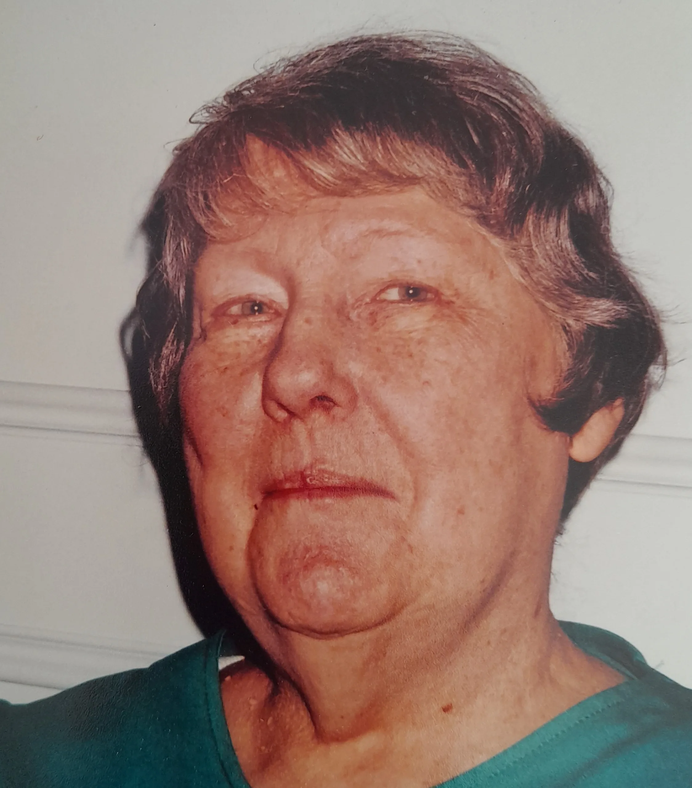 Portrait of Jacqueline Brison (1932–2006) – memorial page