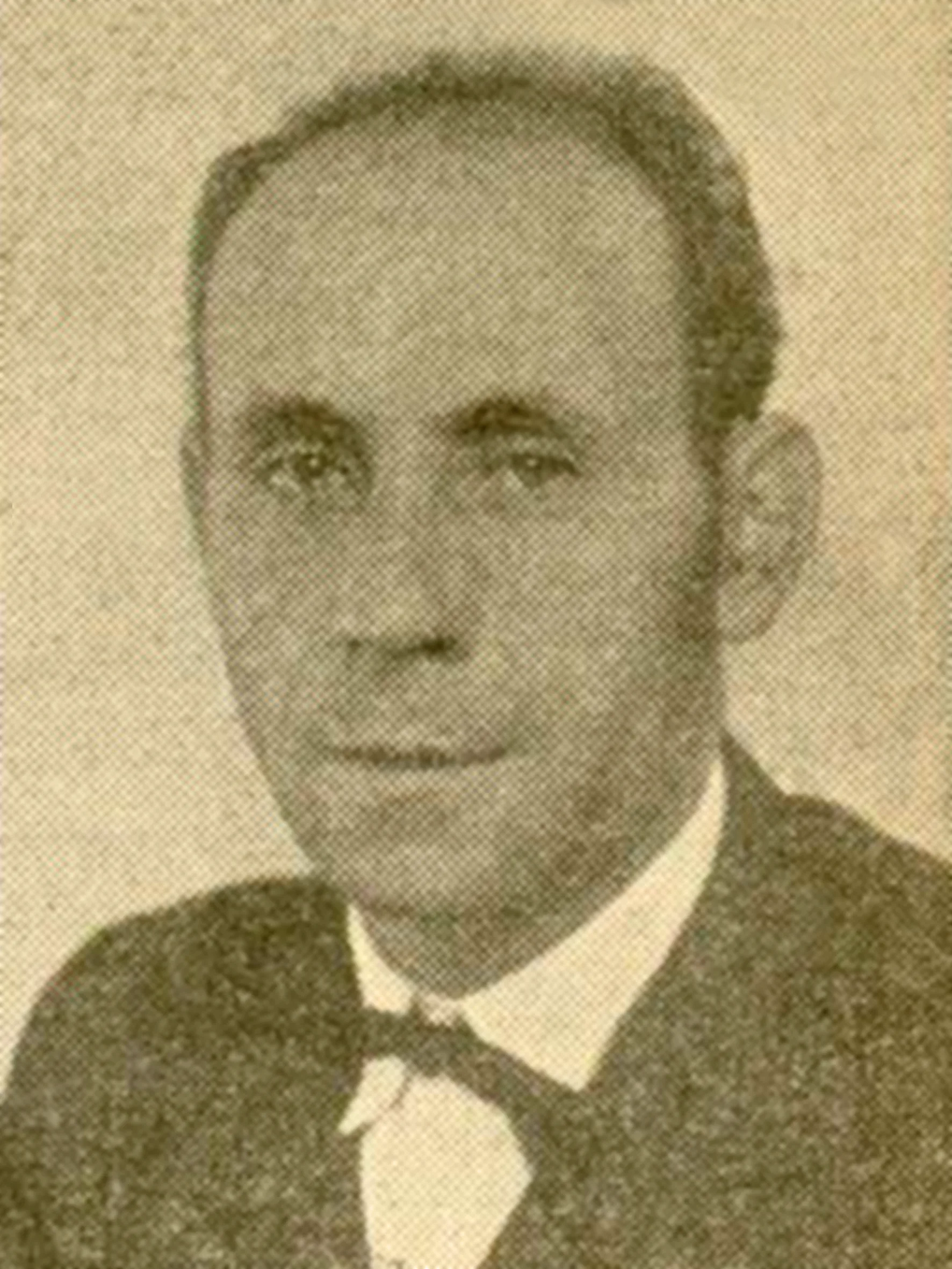 Portrait of Joan Sauret (1899–1985) – memorial page