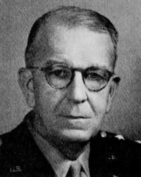 Porträt von Clifford L. Corbin (1883–1966) – Gedenkseite