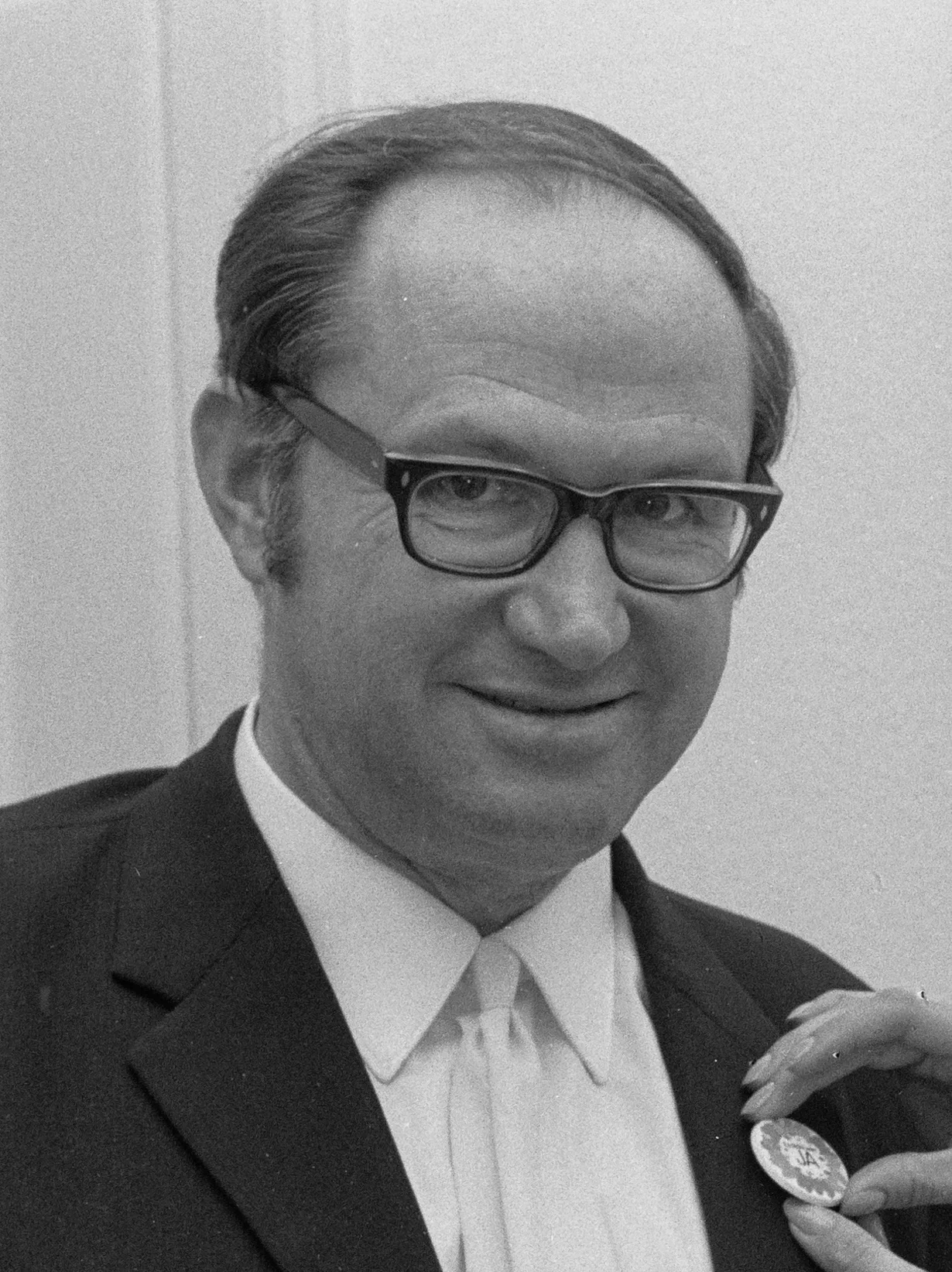 Portrait of Sigmund Widmer (1919–2003) – memorial page