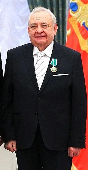 Porträt von Tadey Eder (1943–2023) – Gedenkseite