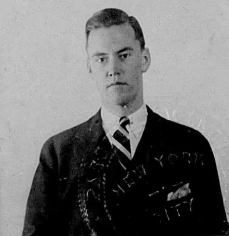 Portrait of Alexander Moss White Jr. (1904–1968) – memorial page