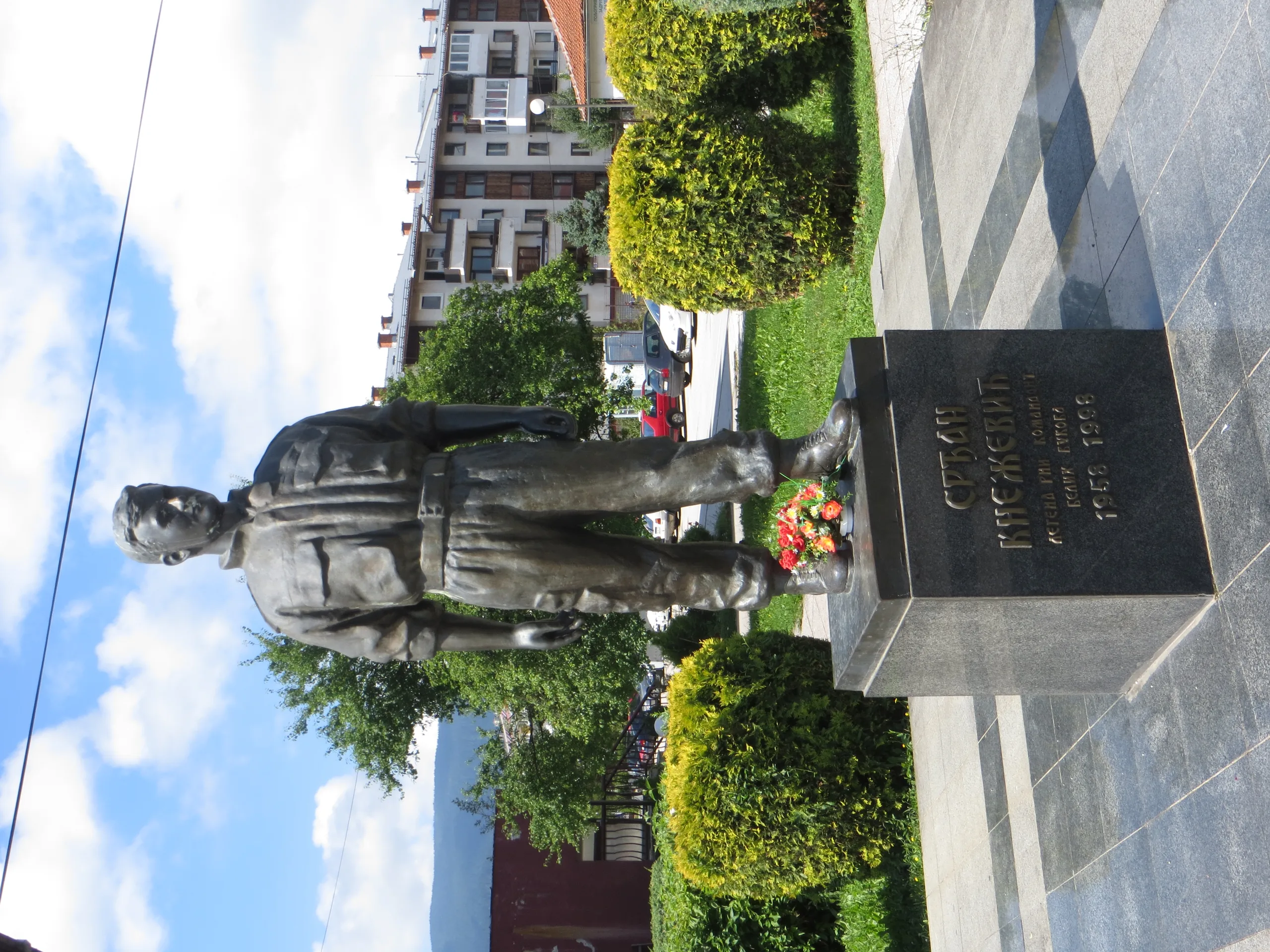 Porträt von Srđan Knežević (1958–1998) – Gedenkseite