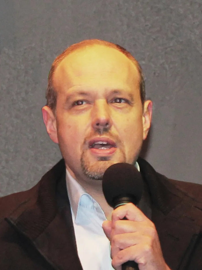 Portrait of Levente Riz (1974–2019) – memorial page