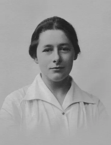 Porträt von Dorothy Stuart Russell (1895–1983) – Gedenkseite