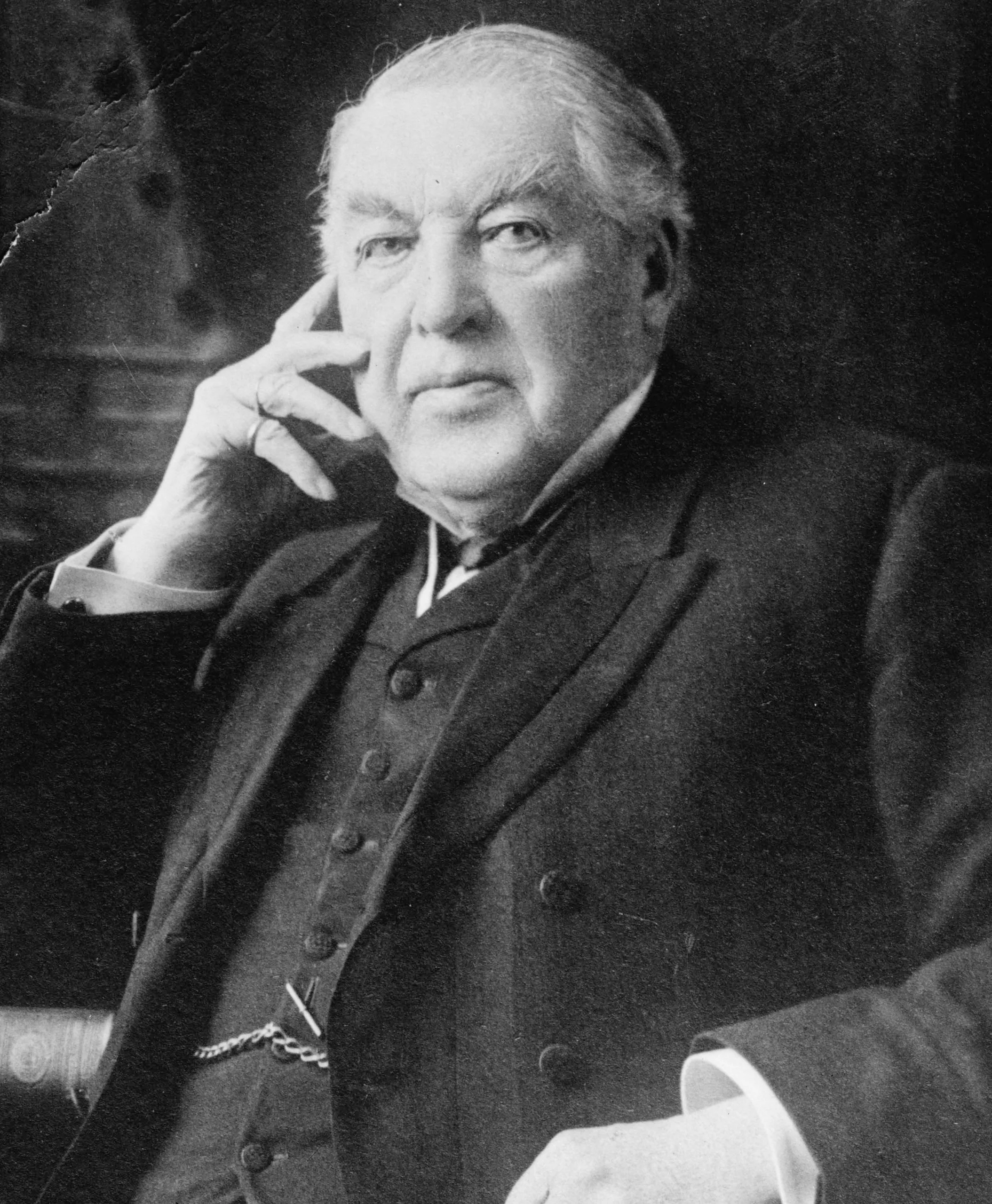 Portrait of Charles Tupper (1821–1915) – memorial page