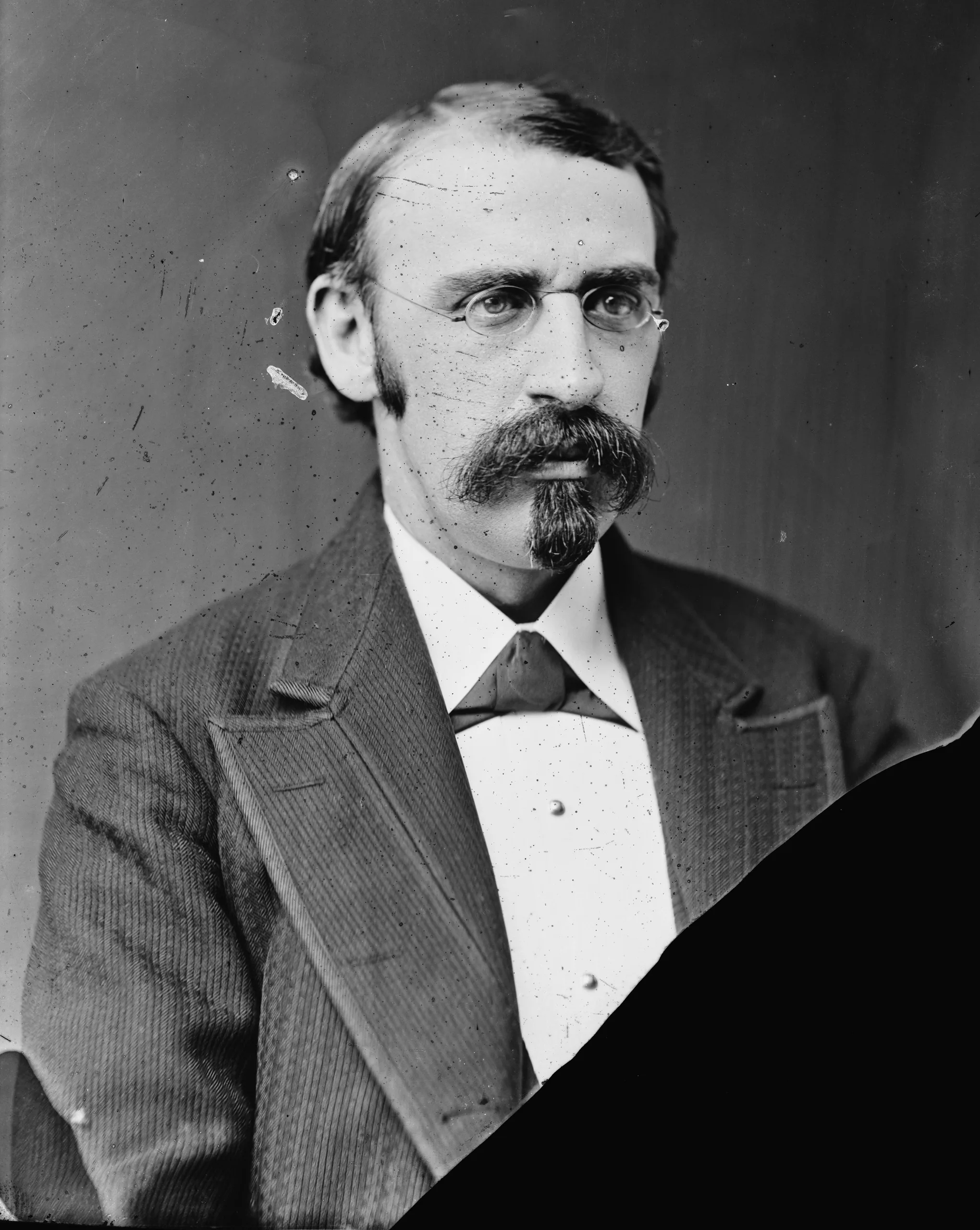 Porträt von Edmund William McGregor Mackey (1846–1884) – Gedenkseite