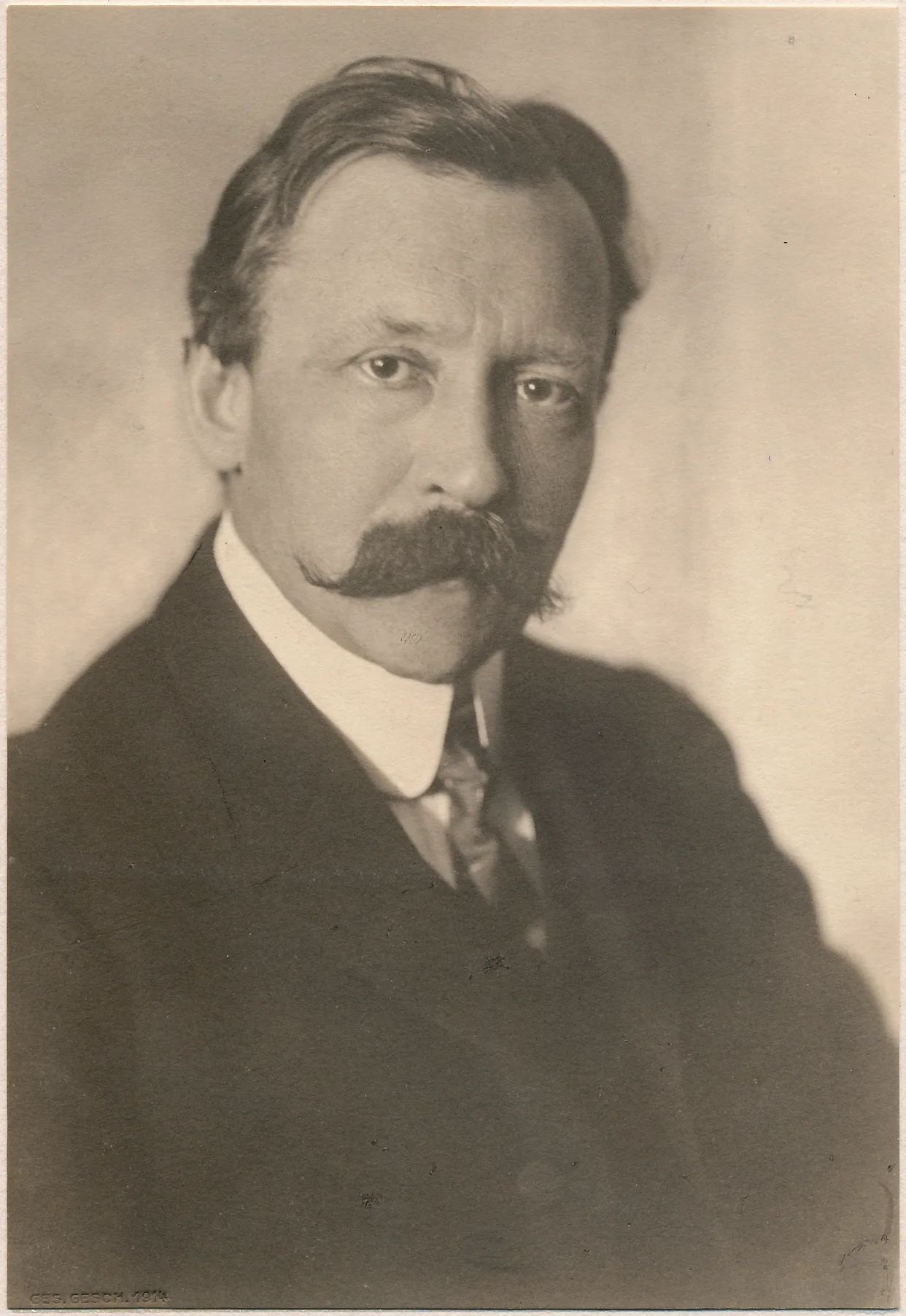 Portrait of Eduard Schwyzer (1874–1943) – memorial page