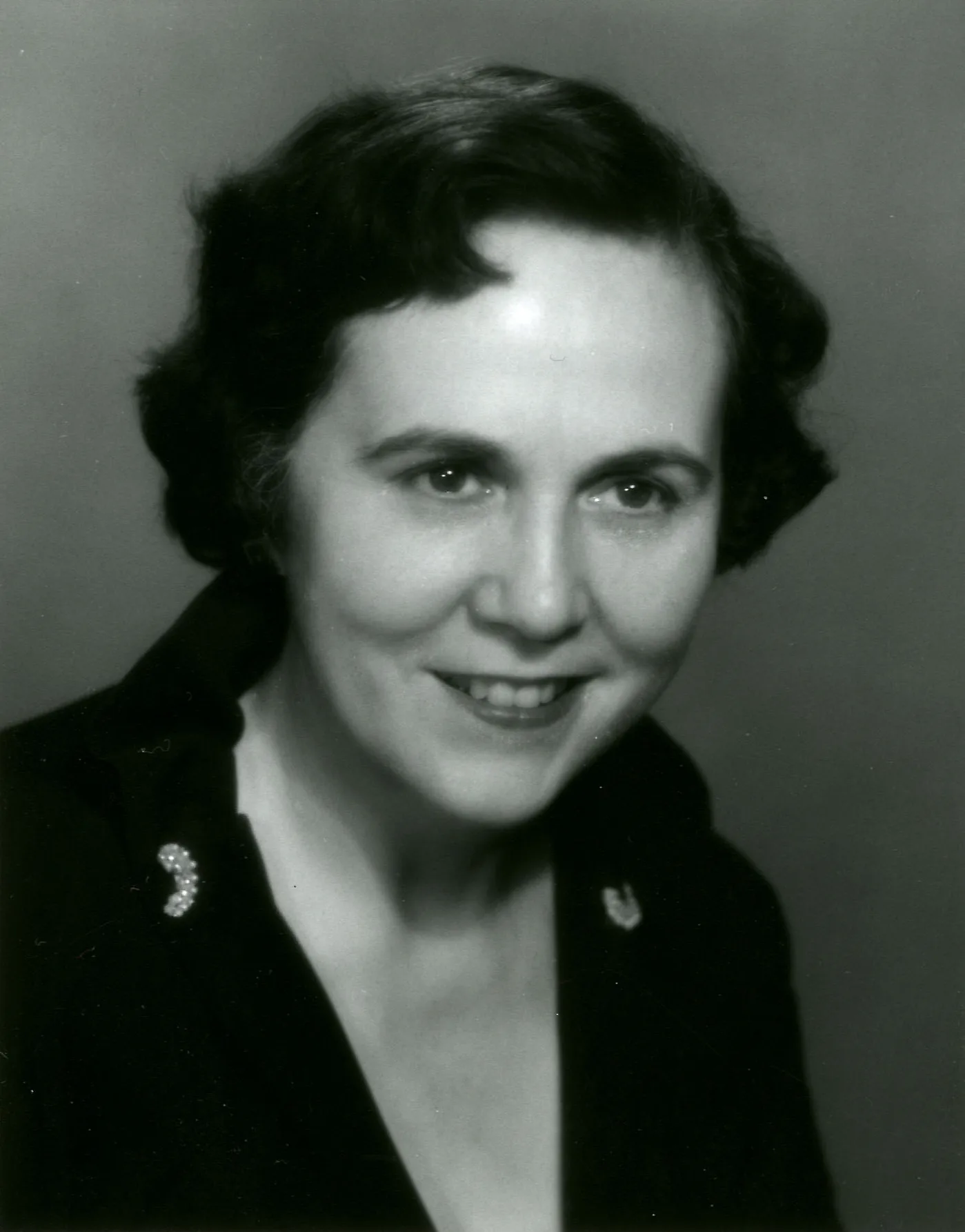 Portrait of Eleanor Josephine Macdonald (1906–2007) – memorial page