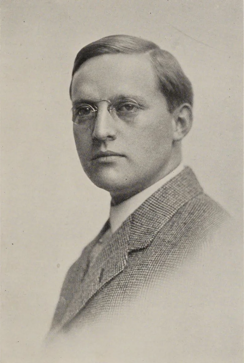 Porträt von Raymond F. McNally (1879–1956) – Gedenkseite