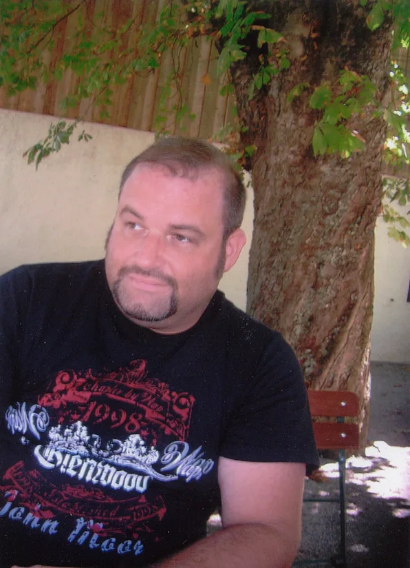 Portrait of Elmar Oberegger (1972–2025) – memorial page