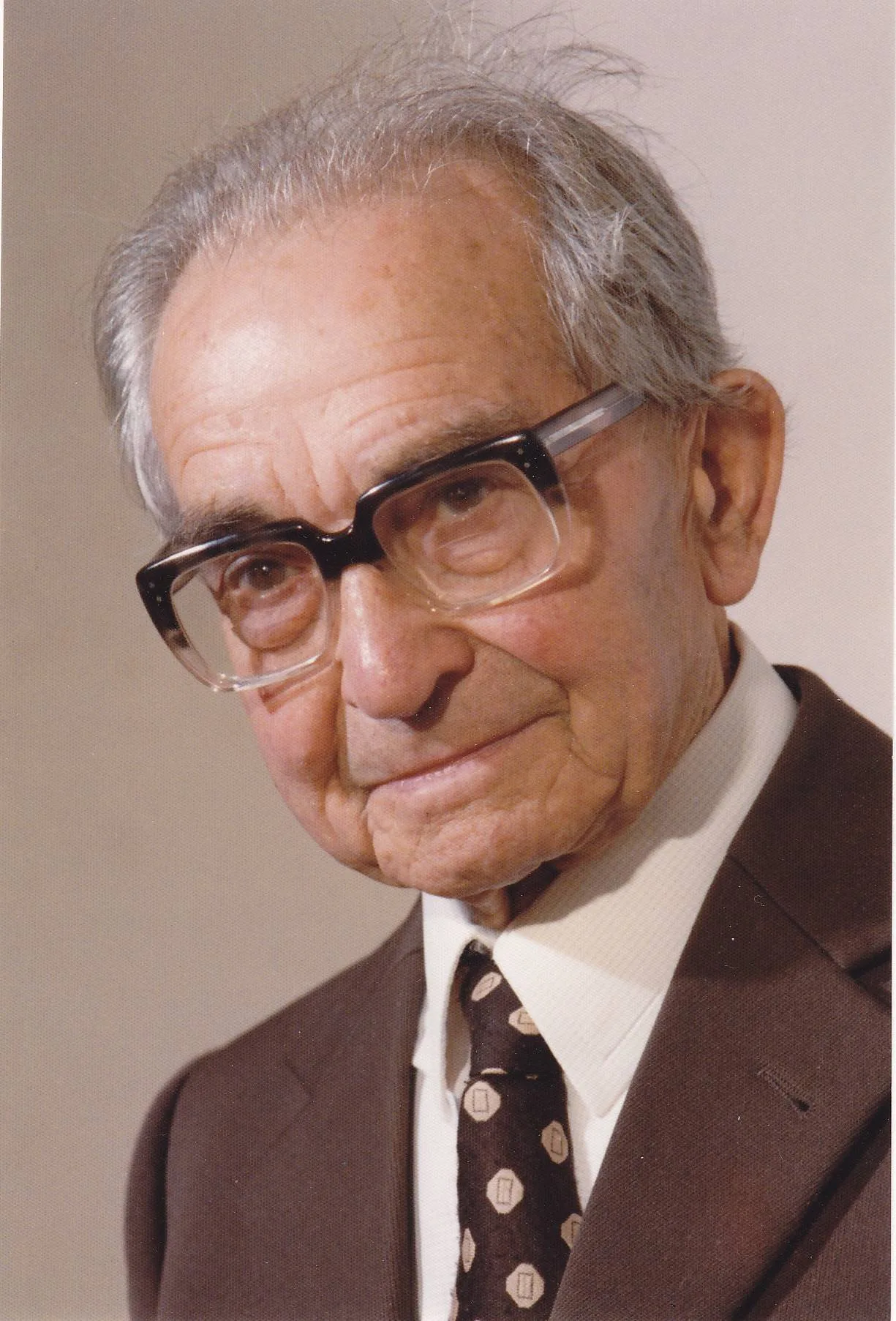 Portrait of Hugo Karpf (1895–1994) – memorial page