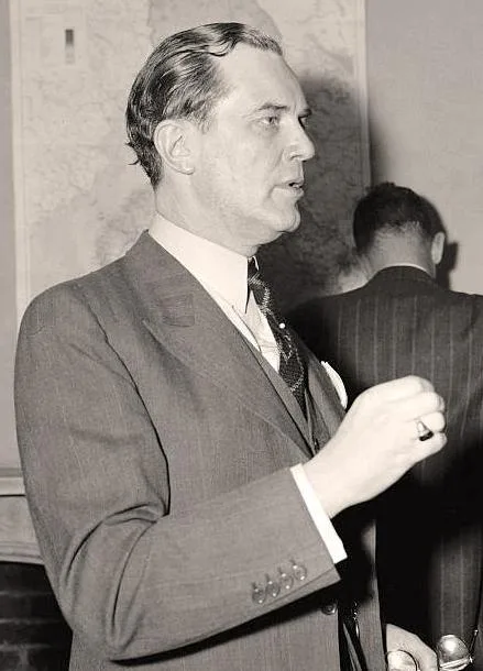 Portrait of Hjalmar Procopé (1889–1954) – memorial page
