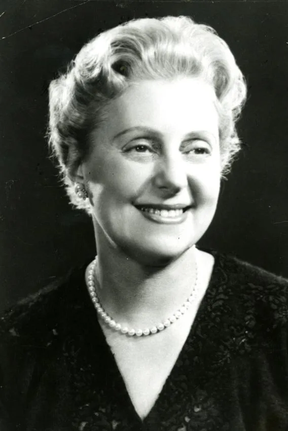 Nina Cohen