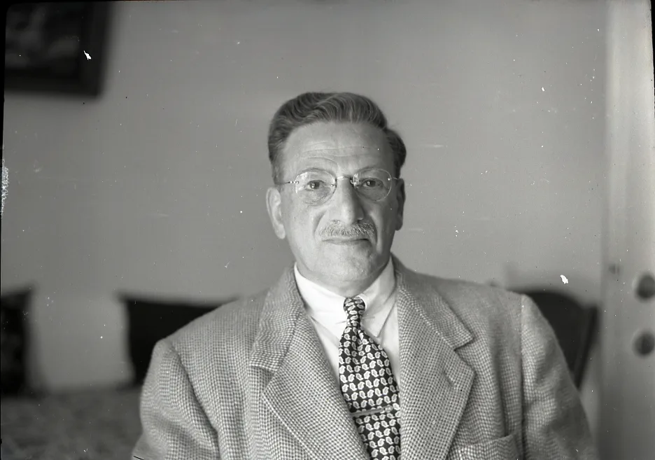 Portrait of Julius Moses Rogoff (1884–1966) – memorial page