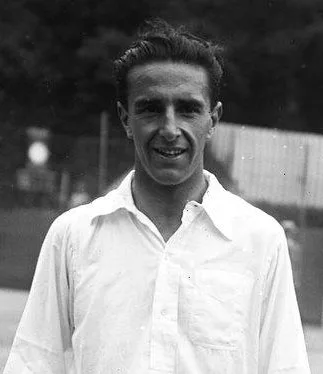 Portrait of Manuel Alonso (1895–1984) – memorial page