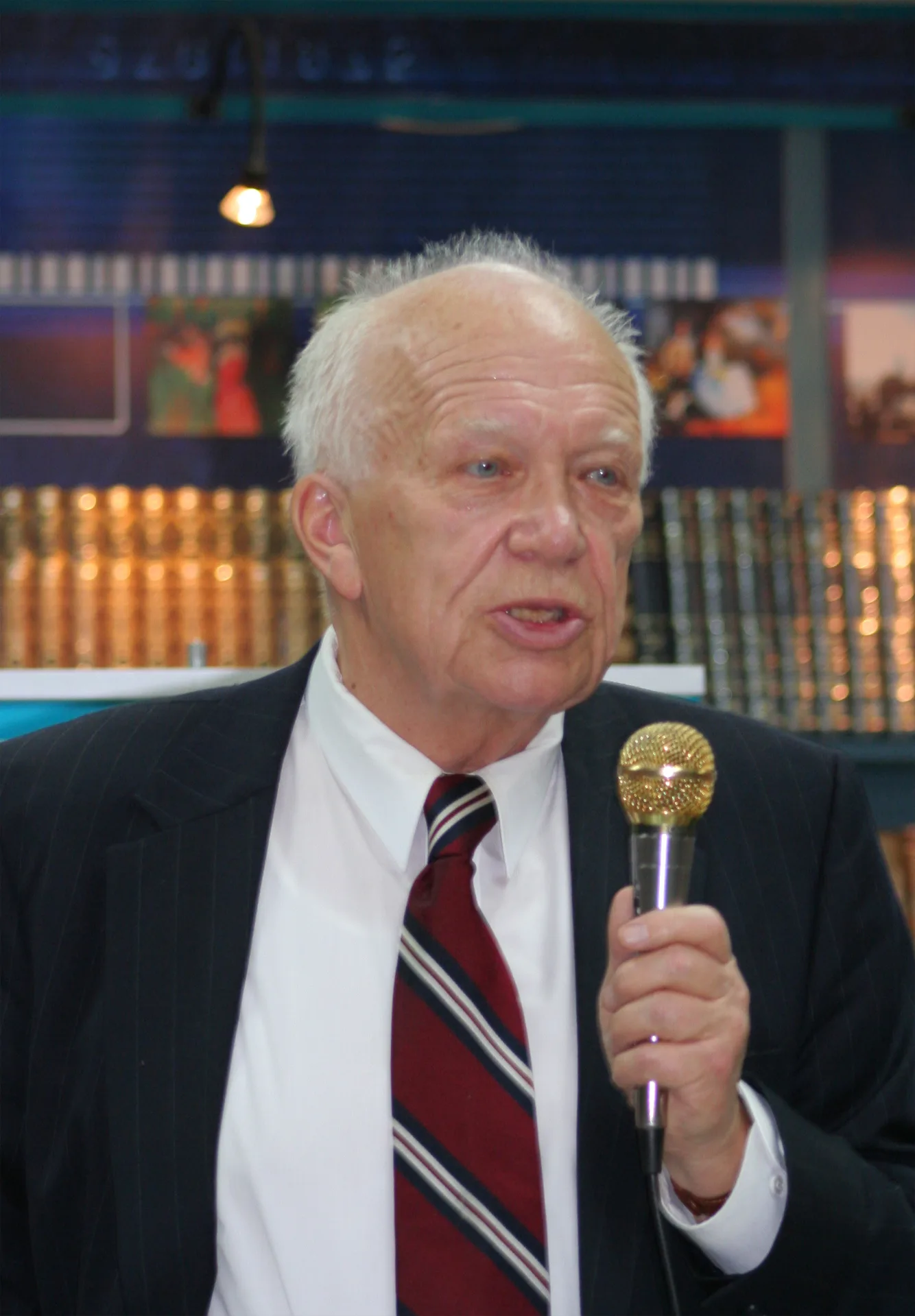 Porträt von Sergei Nikititsch Chruschtschow (1935–2020) – Gedenkseite