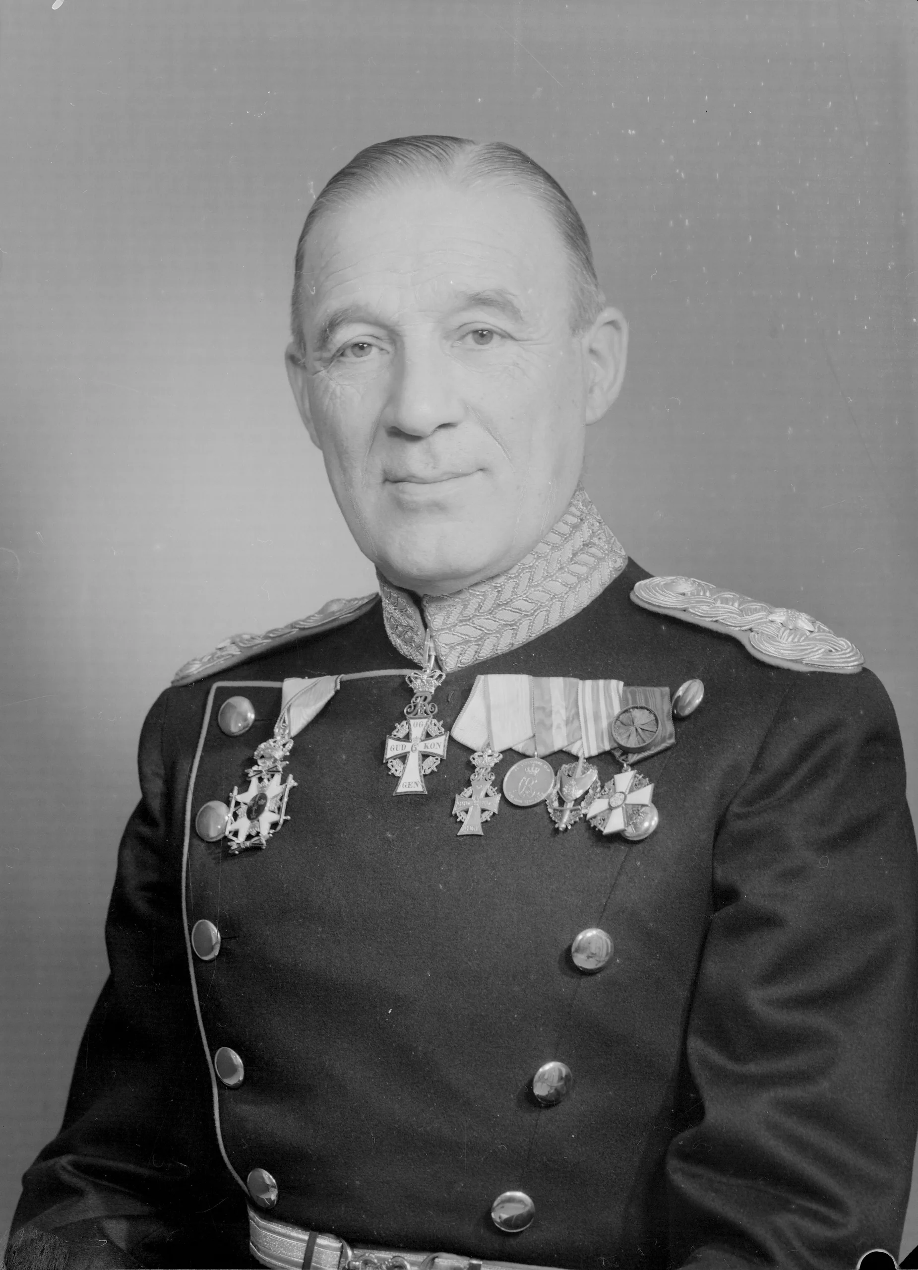 Portrait of Valdemar Jacobsen (1902–1987) – memorial page