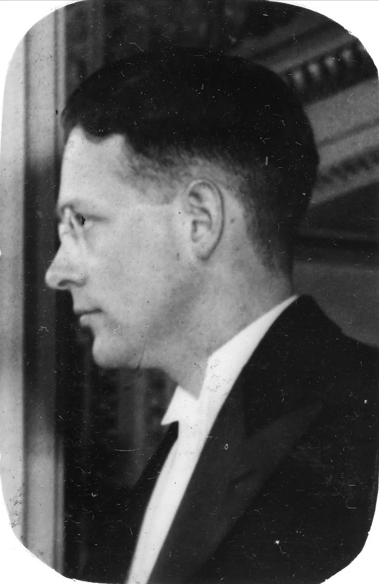 Porträt von Knut Fægri (1909–2001) – Gedenkseite