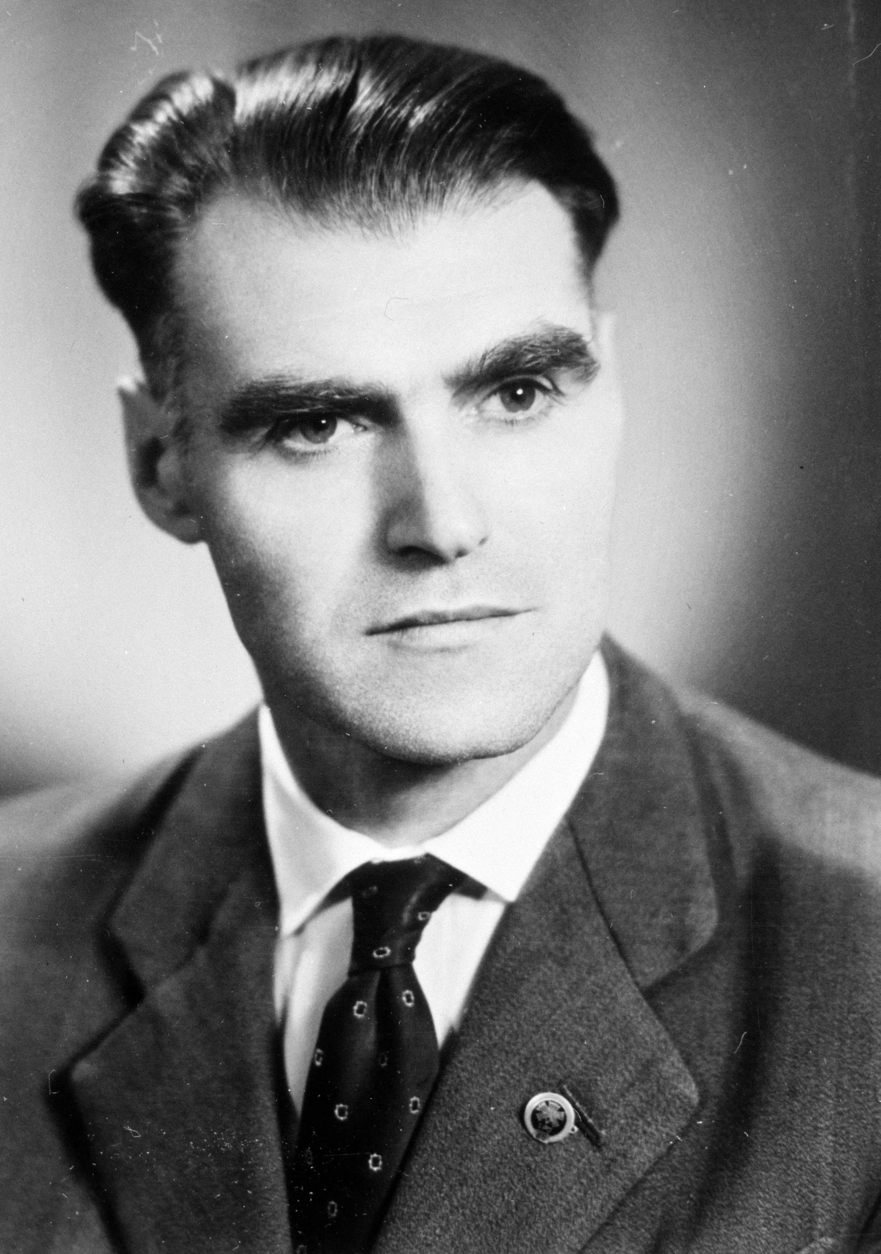 Portrait of Franz Zoller (1912–2002) – memorial page