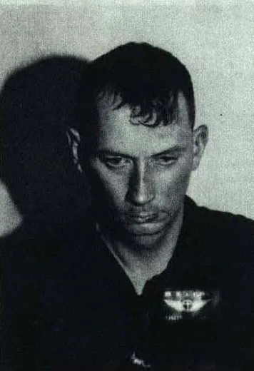 Porträt von Robert J. Flynn (1937–2014) – Gedenkseite