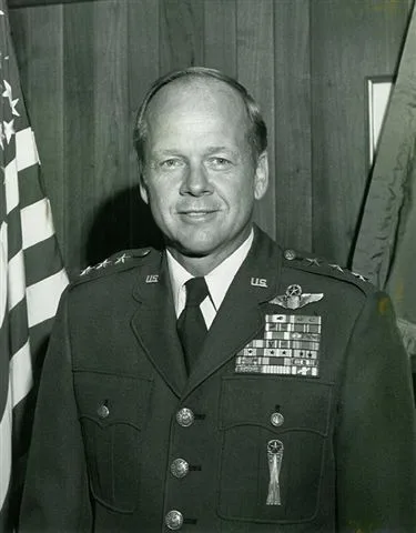 Lloyd R. Leavitt, Jr.