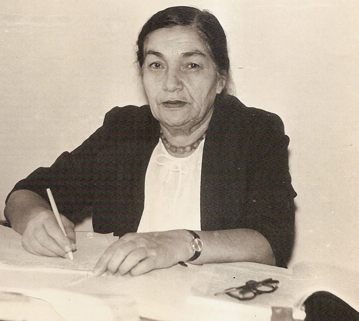 Porträt von Natalya Melik Melikyan (1906–1989) – Gedenkseite