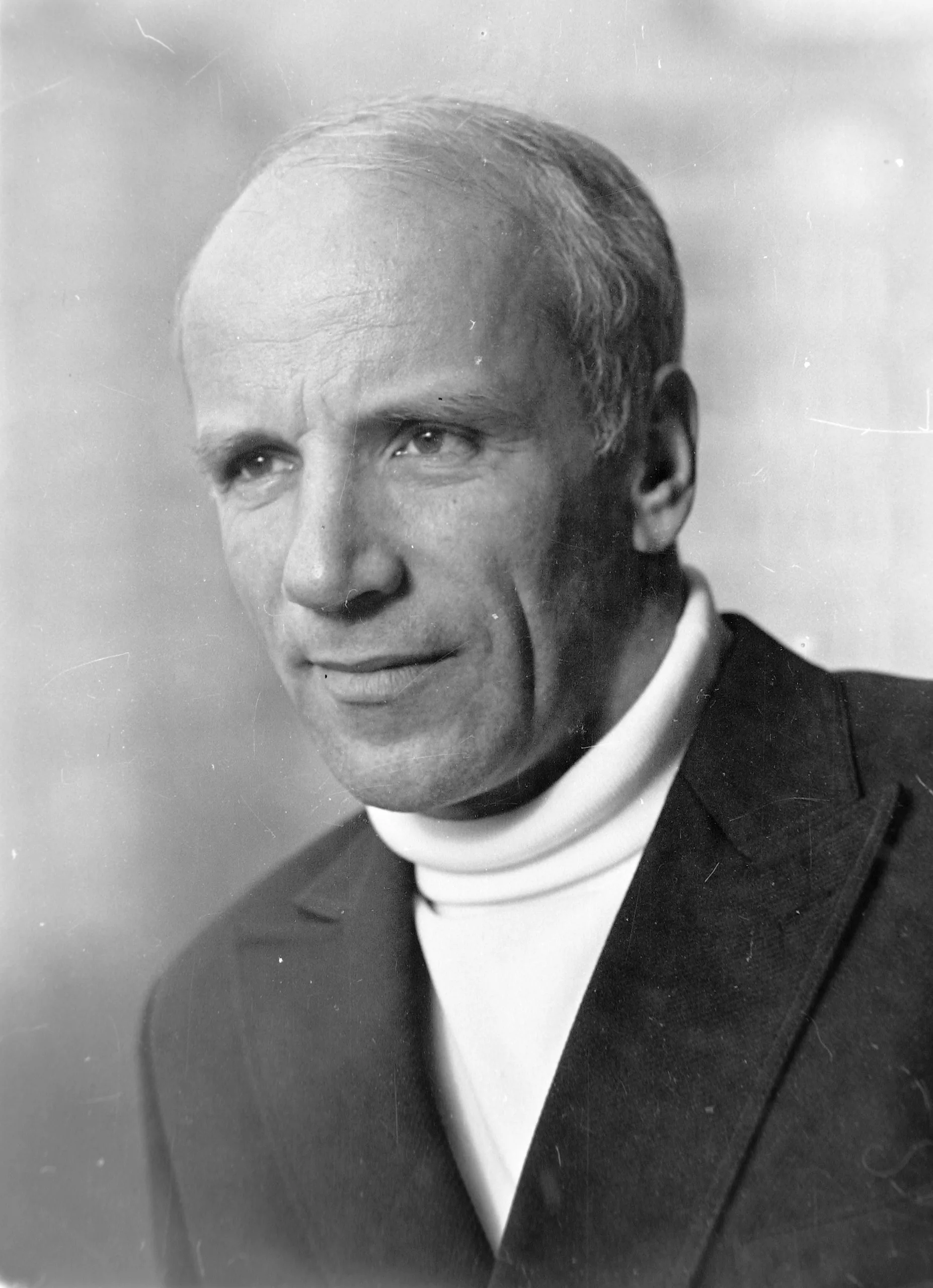 Portrait of Viktor Trostnikov (1928–2017) – memorial page