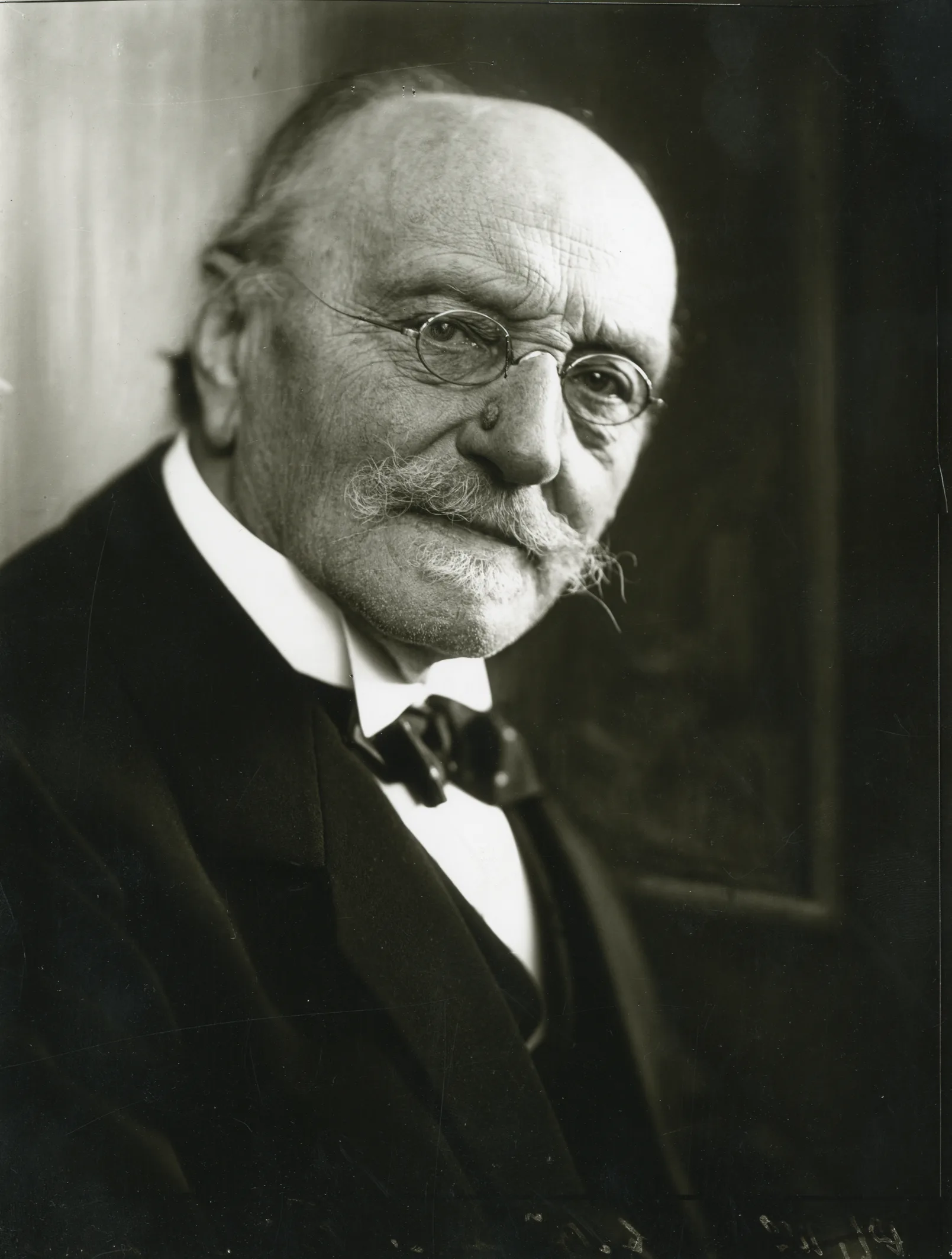 Porträt von Gerhard Bunnemann (1842–1925) – Gedenkseite