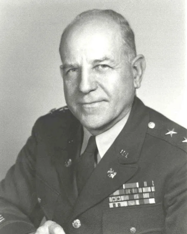 Portrait of Edgar C. Erickson (1896–1989) – memorial page