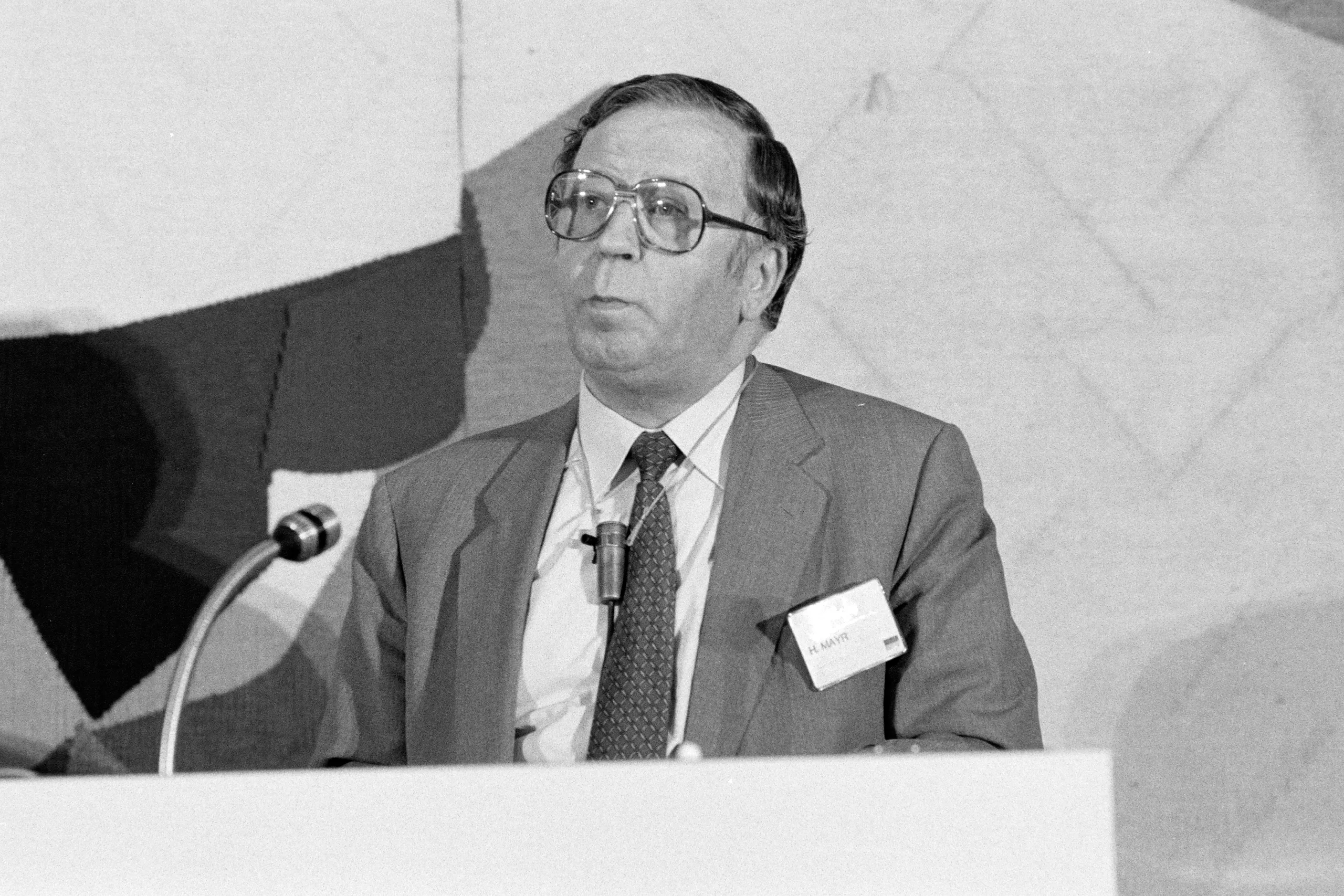 Porträt von Hans Mayr (1921–2009) – Gedenkseite