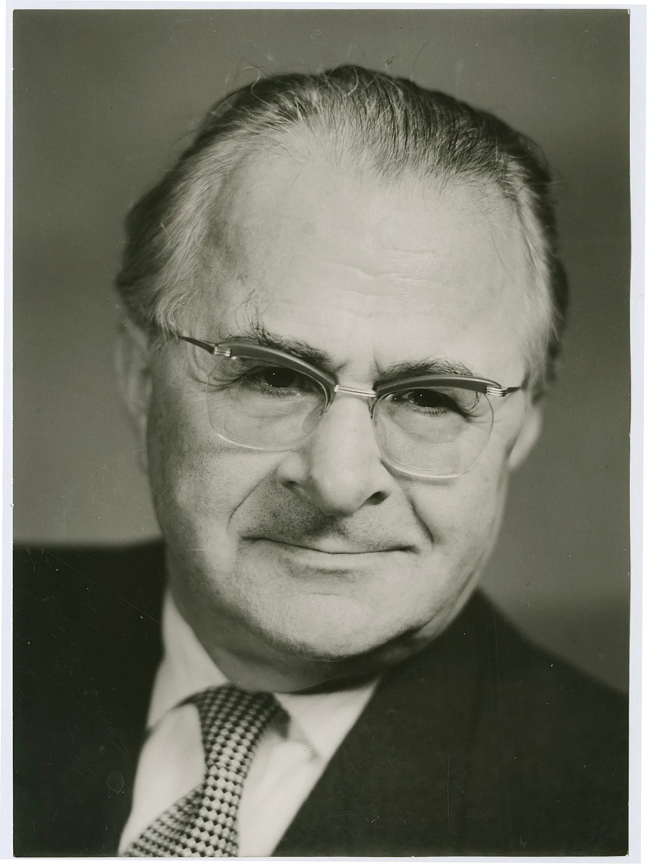 Portrait of Walther Bringolf (1895–1981) – memorial page