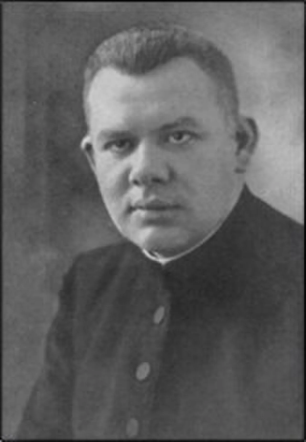 Heinrich König