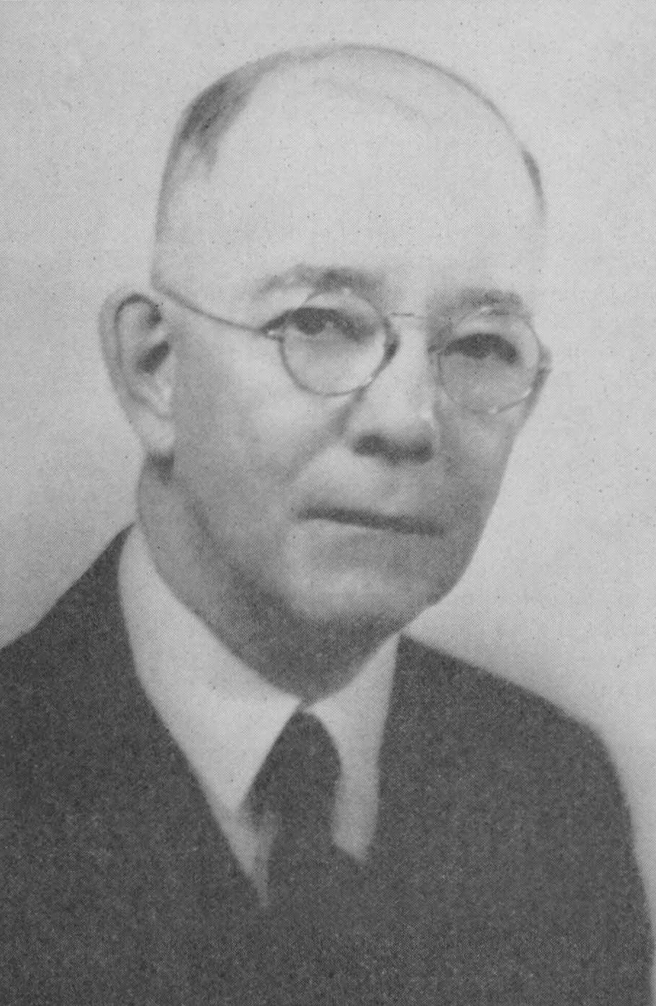 Portrait of Walter Naylor Davis (1876–1951) – memorial page