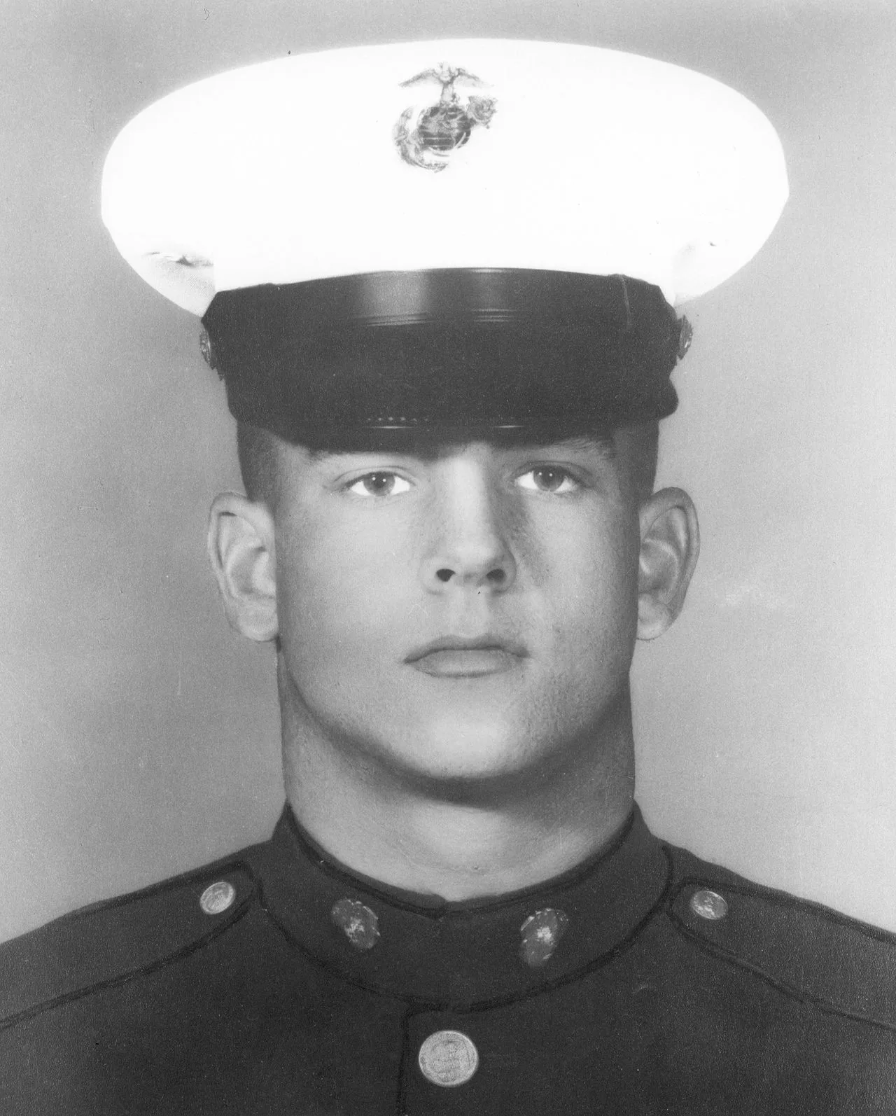 Portrait of Larry L. Maxam (1948–1968) – memorial page