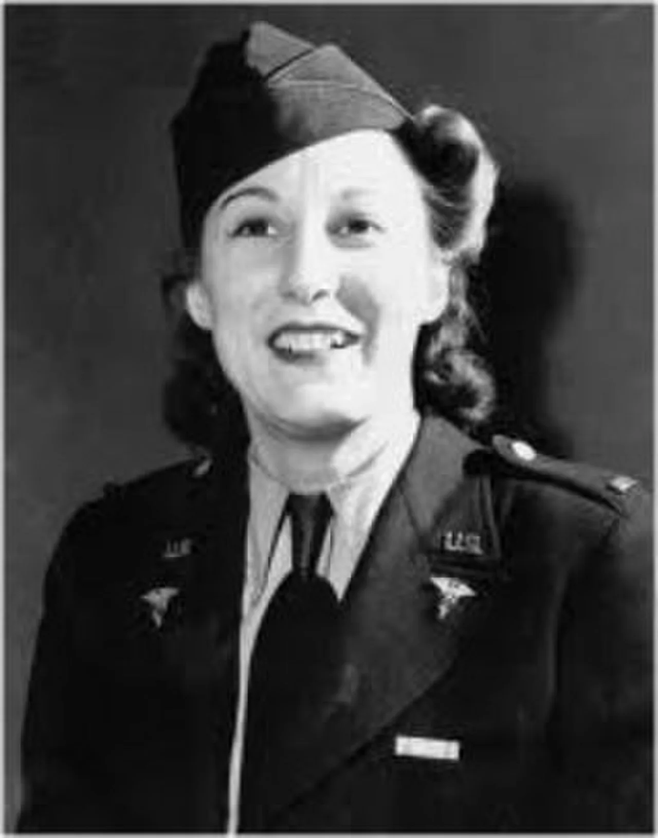 Porträt von Cordelia E Cook (1919–1996) – Gedenkseite