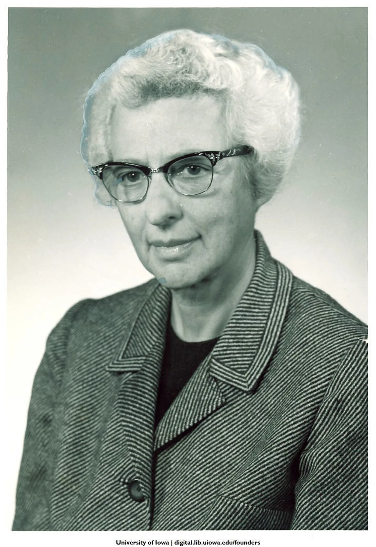 Porträt von Louise Noun (1908–2002) – Gedenkseite