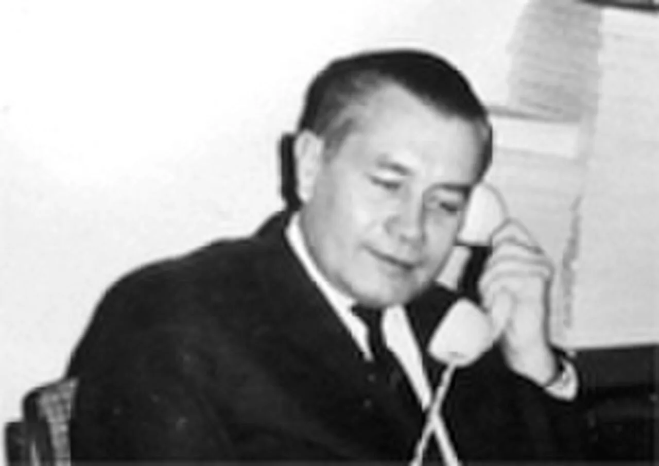 Portrait of Helmut Behrens (1915–2000) – memorial page
