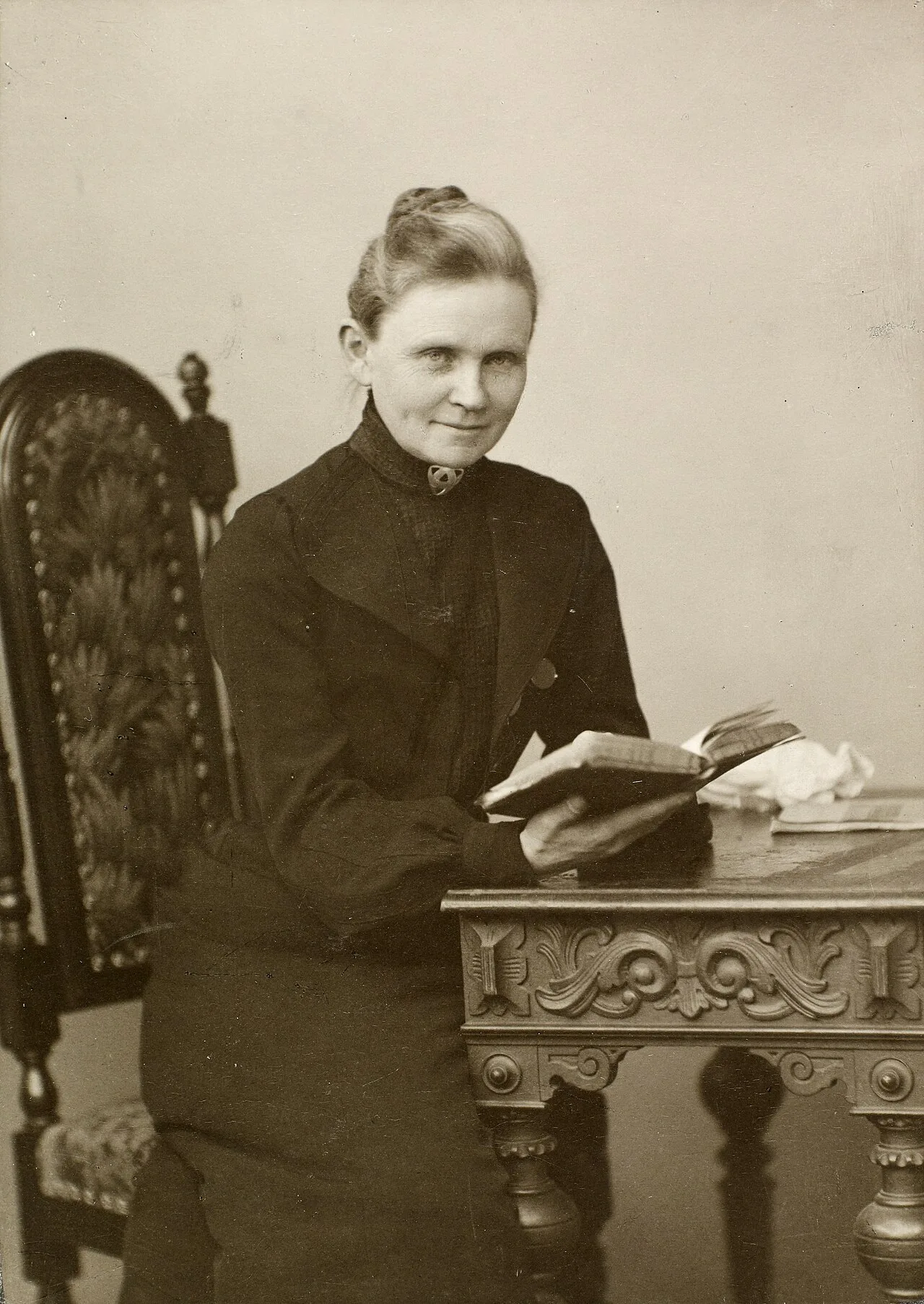 Theodora Lang