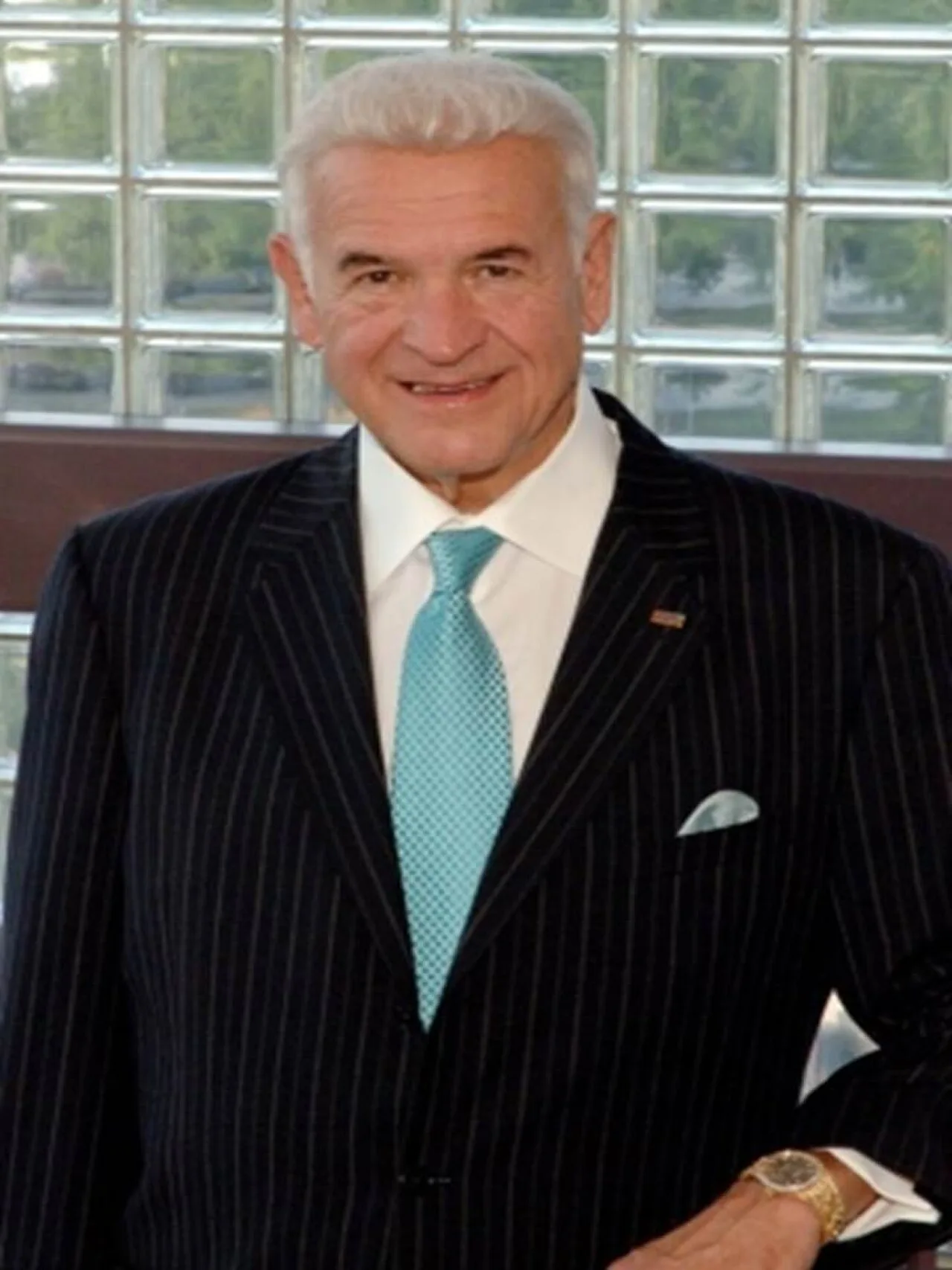 Portrait of Joe E. White (1937–2018) – memorial page