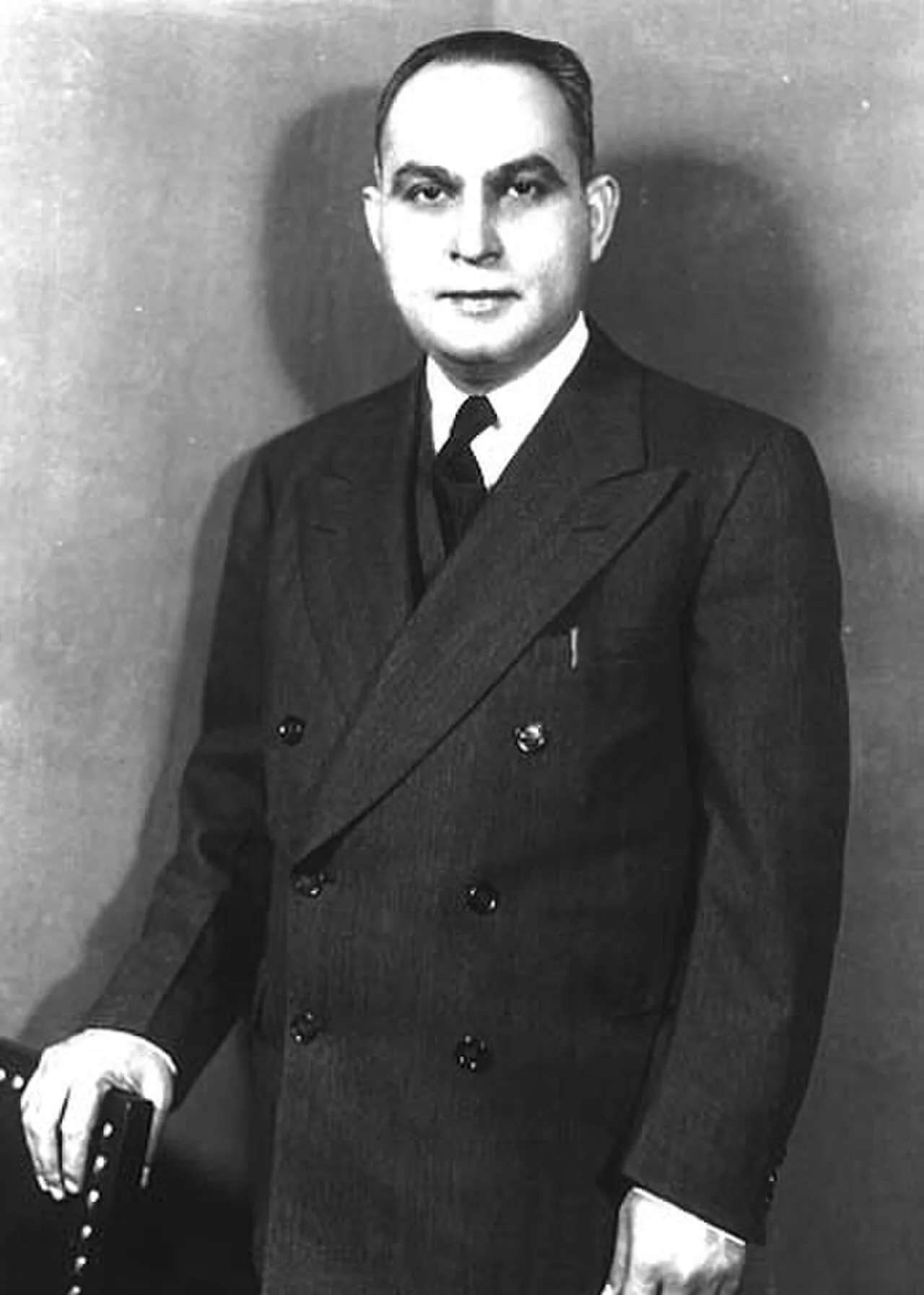 Portrait of Bolívar Pagán (1897–1961) – memorial page