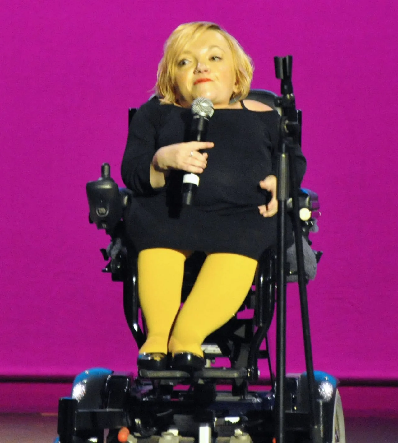 Portrait of Stella Young (1982–2014) – memorial page