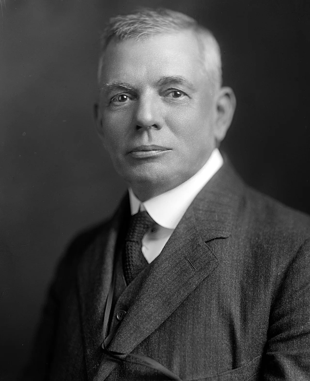 Porträt von Thomas W. Harrison (1856–1935) – Gedenkseite