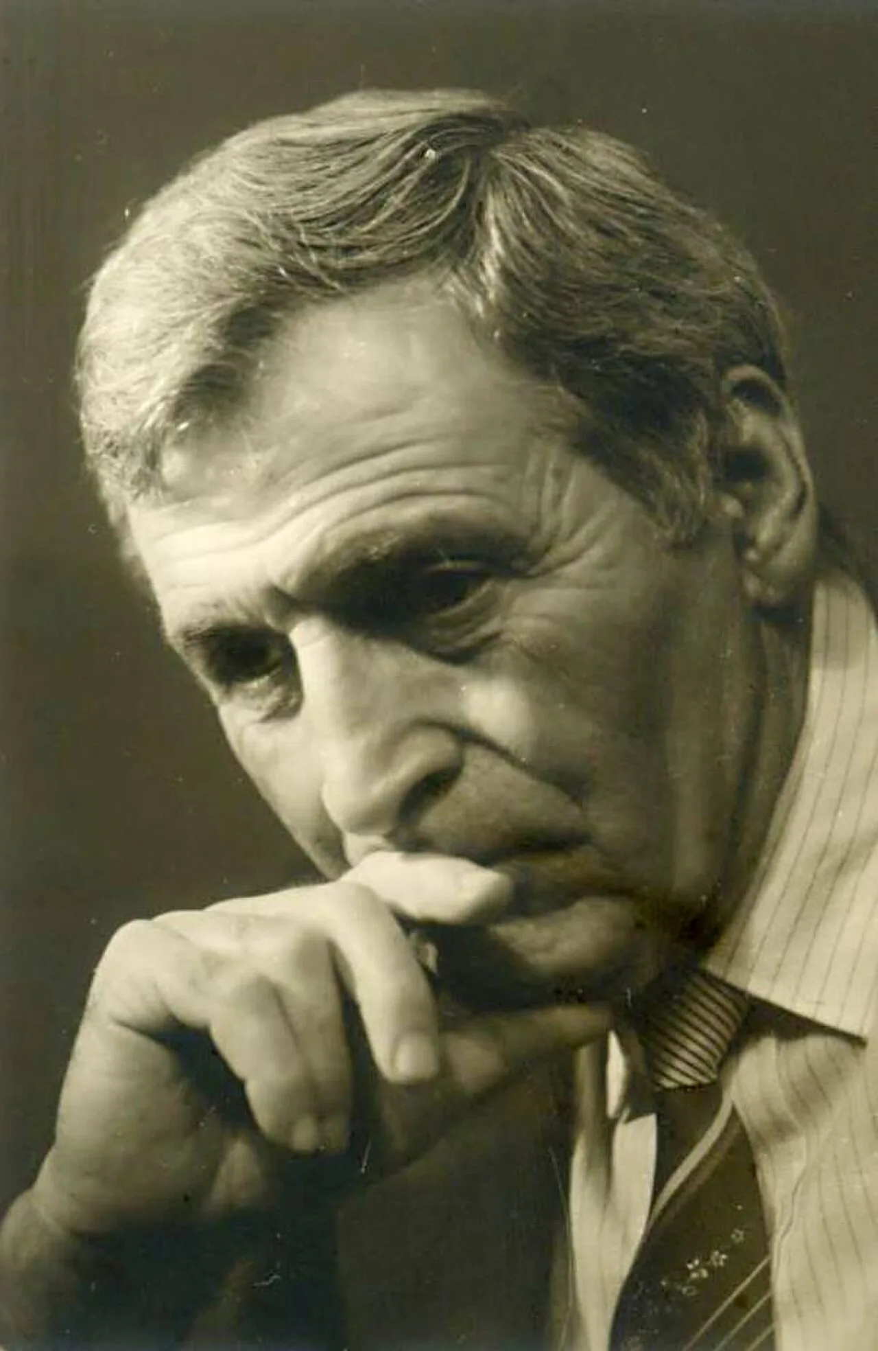 Portrait of Arscham Schahinjan (1918–2004) – memorial page