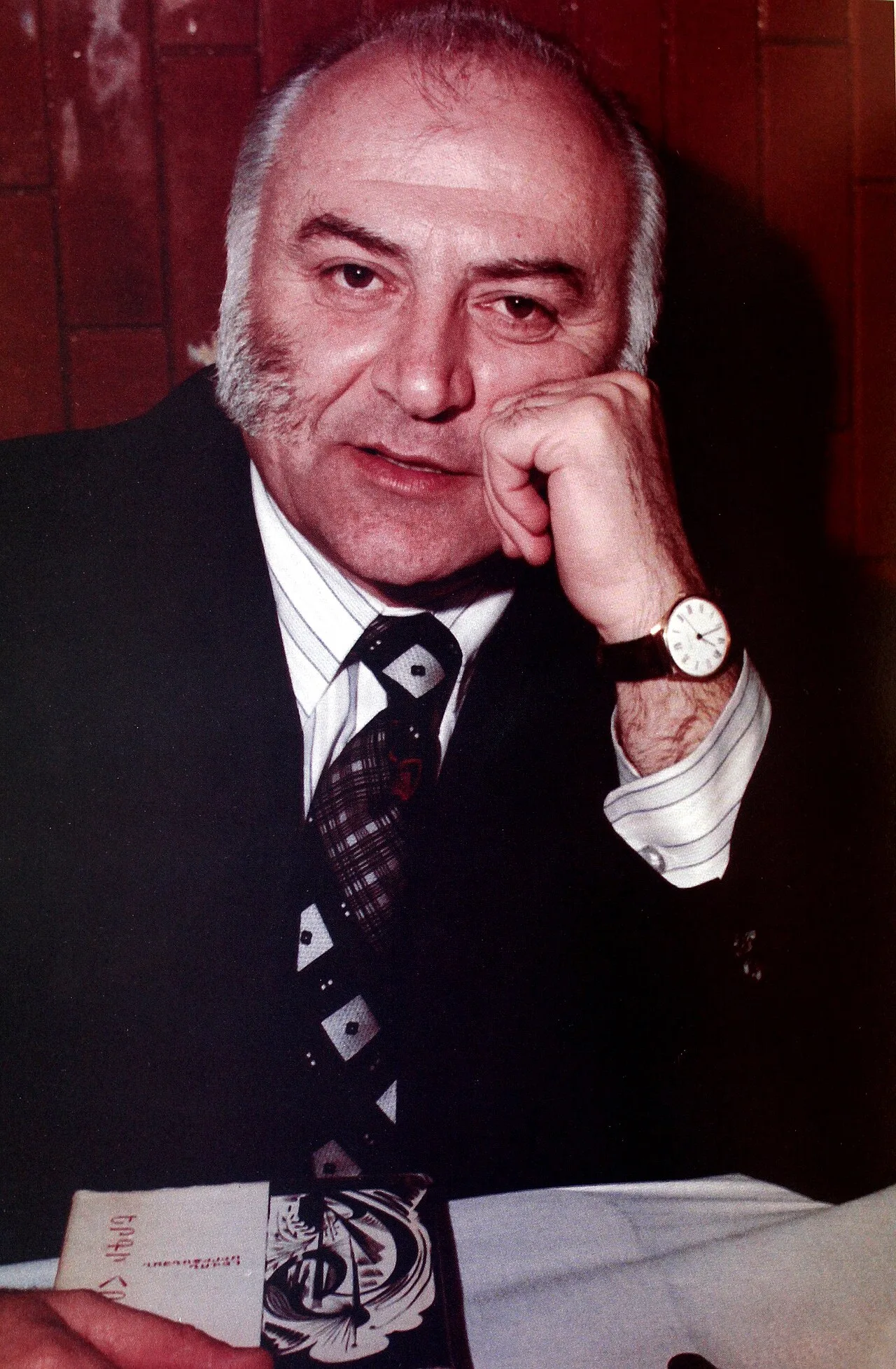 Porträt von Levon Mirijanyan (1933–2004) – Gedenkseite