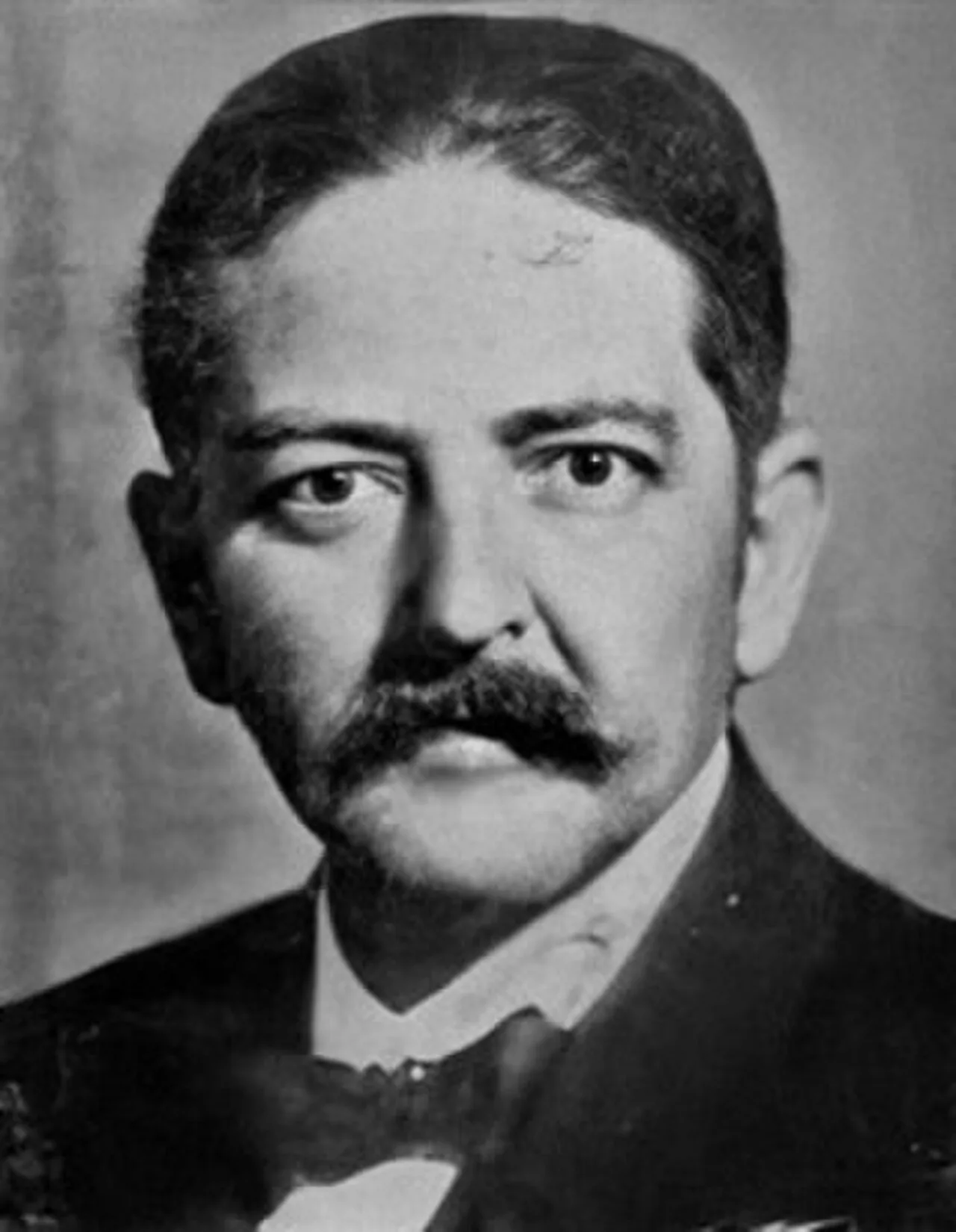 József Törköly