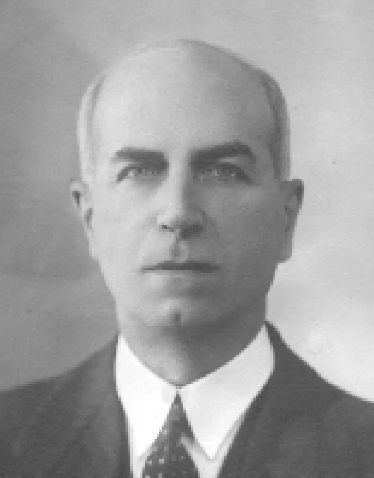 Portrait of Alfredo Bennicelli (1879–1960) – memorial page