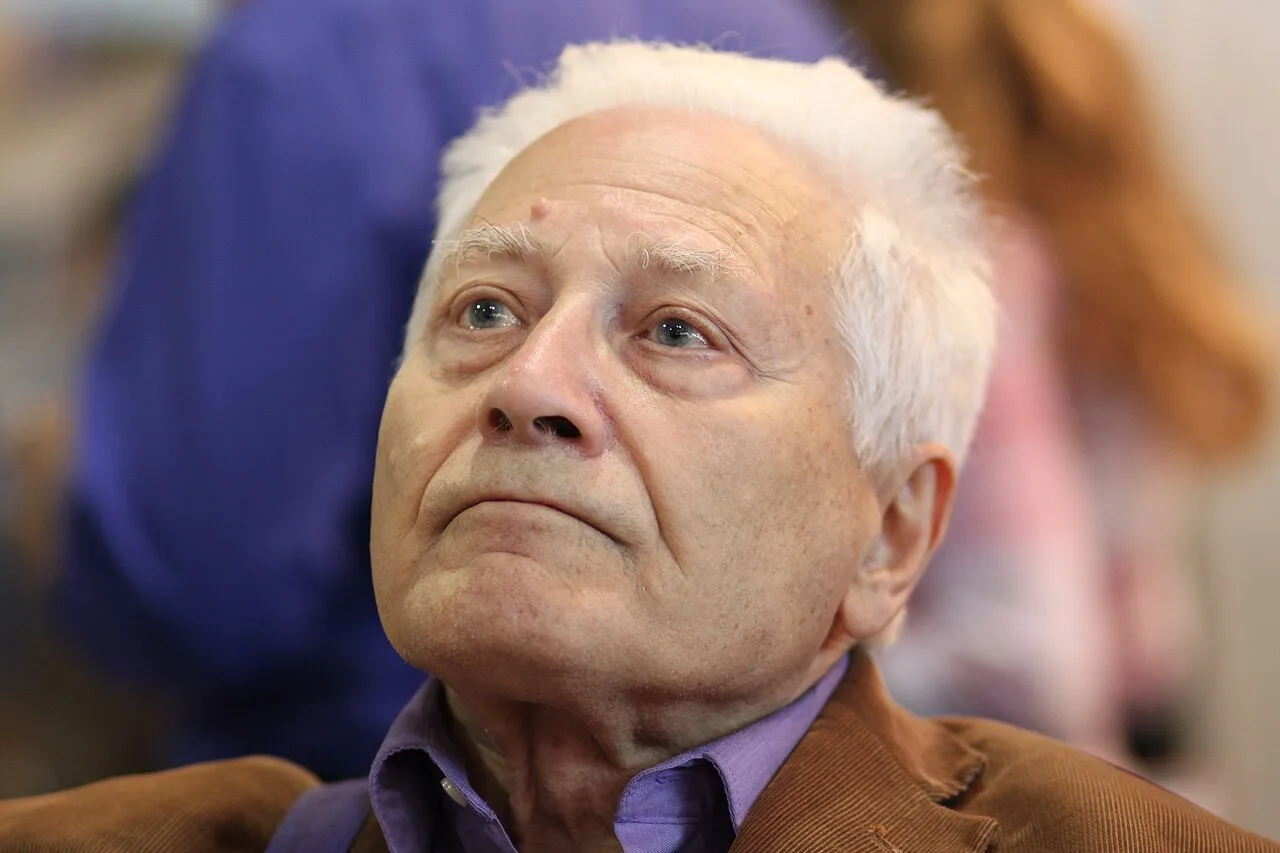 Porträt von Igor Semjonowitsch Kon (1928–2011) – Gedenkseite