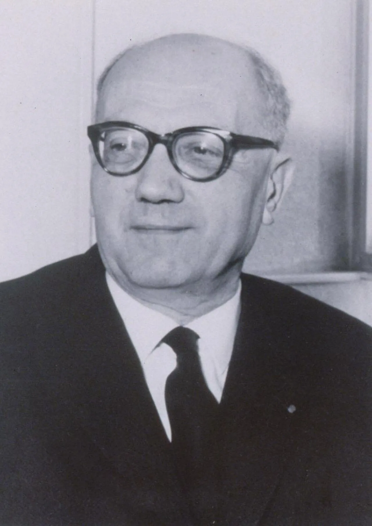 Porträt von Joseph-François Angelloz (1893–1978) – Gedenkseite